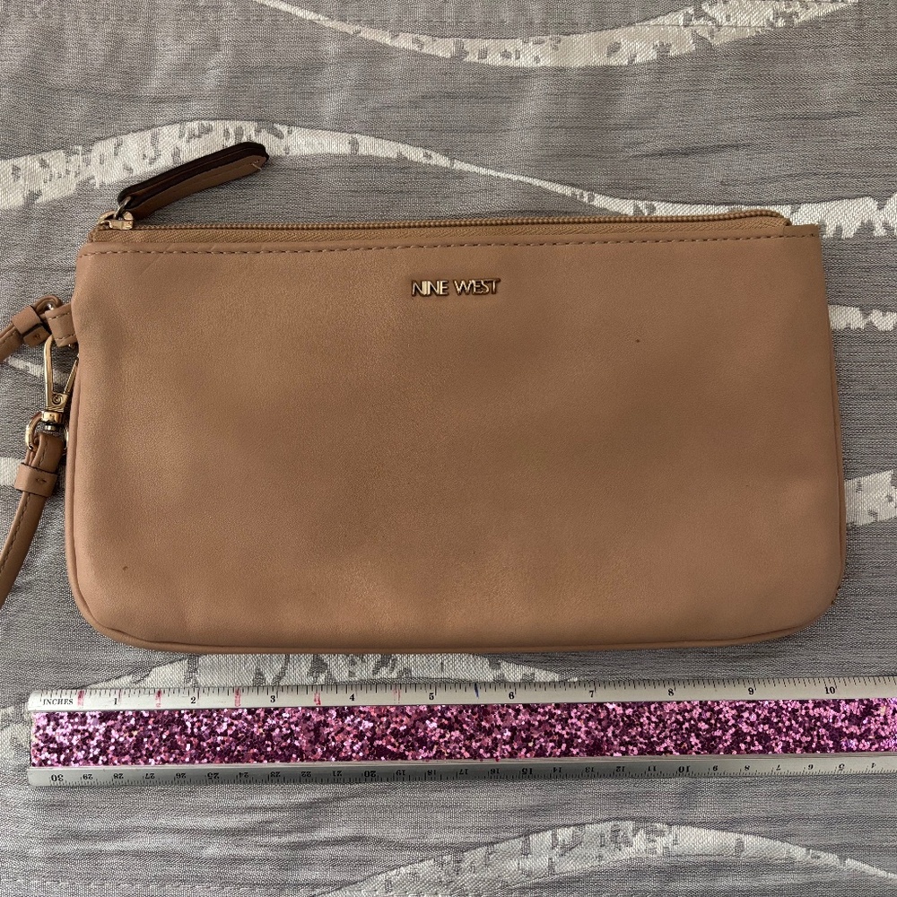 Nine west taupe wristlet